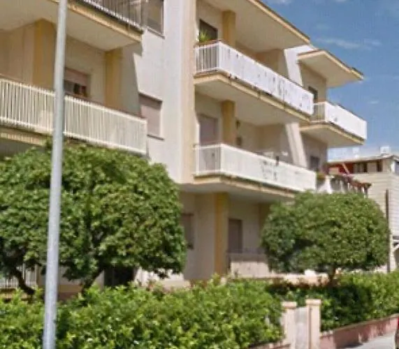 公寓 Casa Ada 吉诺萨滨海